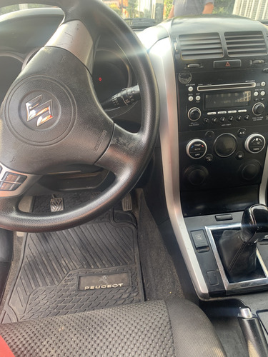 Suzuki Grand Nomade 2.4 Glx Sport 4X2