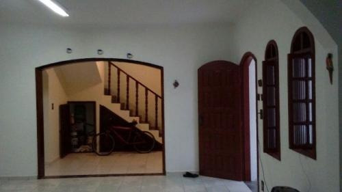 Imagem 3 de 8 de Excelente Sobrado No Bairro Loty, Em Itanhaém - 3364