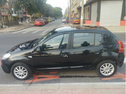 Renault Sandero 1.6 Dynamique 90 hp