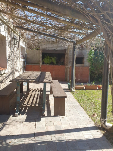 Imagen 13 de 14 de Casa Excelente Punto Padrón Único Esquina Muy Cerca Del Mar!