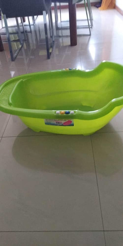 Imagen 1 de 2 de Bañera De Bebé