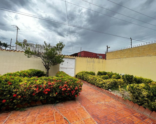 Casa Ubicada En El Sector Llano Adentro, Porlamar, Isla De Margarita