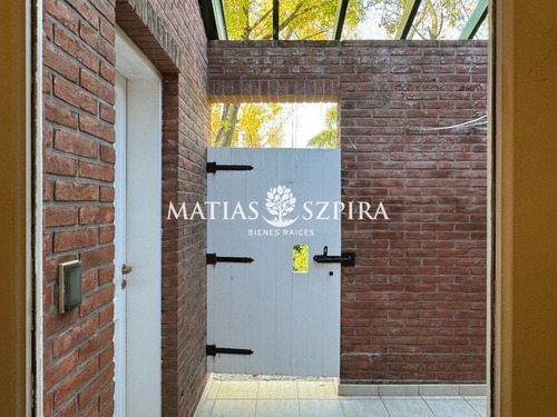 Casa En Venta En Los Puentes