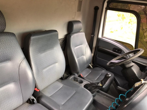 Ford Cargo 1319