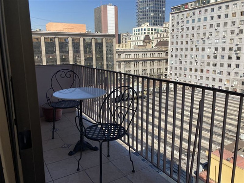 Imagen 2 de 15 de Oficina Remodelada En Venta En Santiago