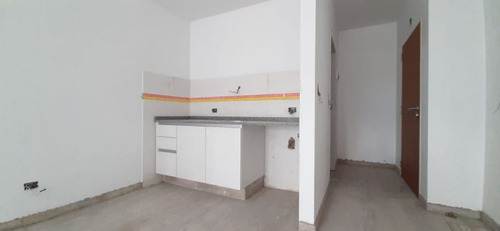 Bartolomé Mitre 4130 1, 2 y 2 ambientes en duplex