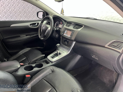 Nissan Sentra SL 2.0 Aut. com teto solar
