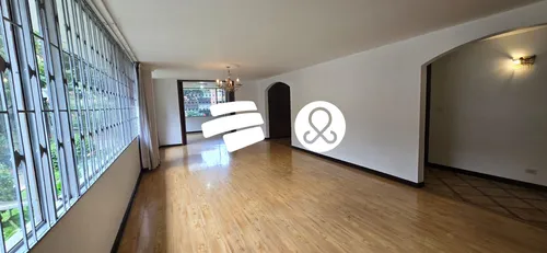 Vendo Amplio Apartamento De 195 M² En Excelente Ubicación En Bogotá