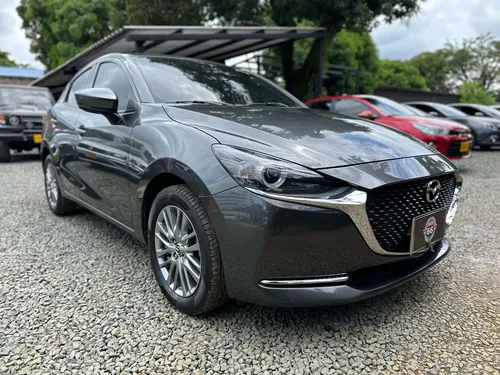 Mazda 2 1.5 Grand Touring Lx Sedan