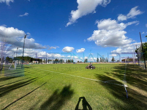 Venta Lote A La Laguna Barrio El Principado