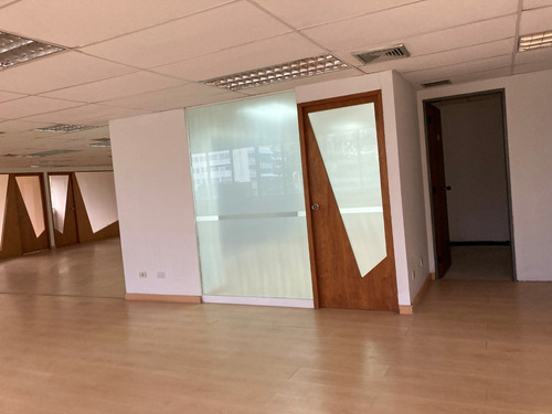 Imagen 7 de 11 de Oficina En Alquiler Altamira Riv#5351 Mc-21-008