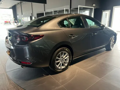 Mazda 3 Touring Hibrido 2.0/ 2026 Ms