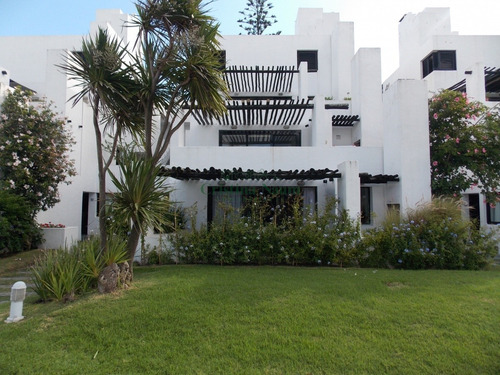 Brava , Frente Al Mar- Ref: 15931