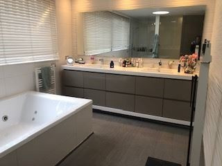 Imagen 21 de 30 de Departamento En Arriendo De 6 Dorm. En Las Condes