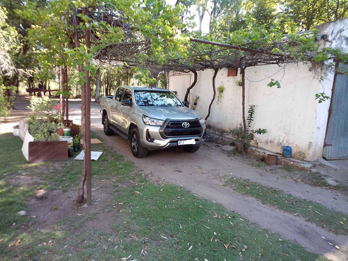 Imagen 5 de 15 de Toyota Hilux 2022 2.4 Cd Sr 150cv 4x2