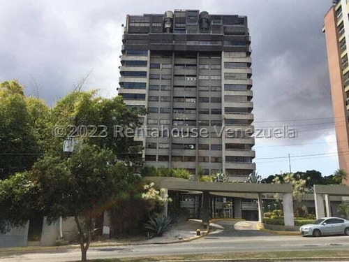 Ss: Vende Apartamento 24-6319 En El Hatillo De 133 M2, Remodelado