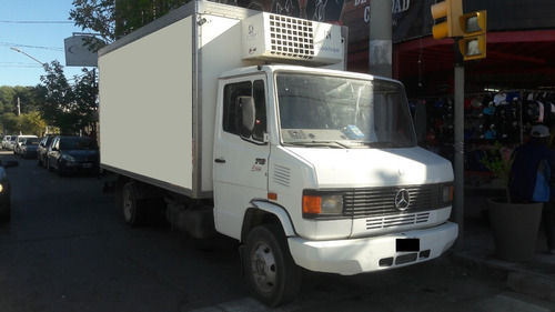 Mercedes Benz 710 2010 / Térmico Carnicero Y Equipo De Frio