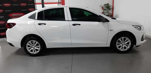 Chevrolet Onix Plus Turbo At