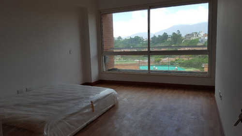 Alto Hatillo Espectacular Vista Pozo De Agua Calle Privada Vigilancia Edificio Nuevo Pisos De Mármol Cocina Ciao Cucine 180mts 4h/4b/ Exclusivo Edificio Nuevo 2 Puestos En Sótano Maletero