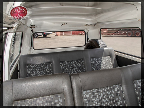 Kombi 1.4 9 Lugares Std 2013
