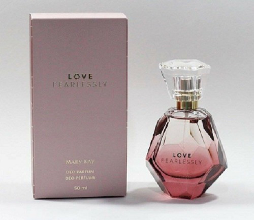 Perfume feminino Love Fearlessly Mary Kay com 25% de desconto