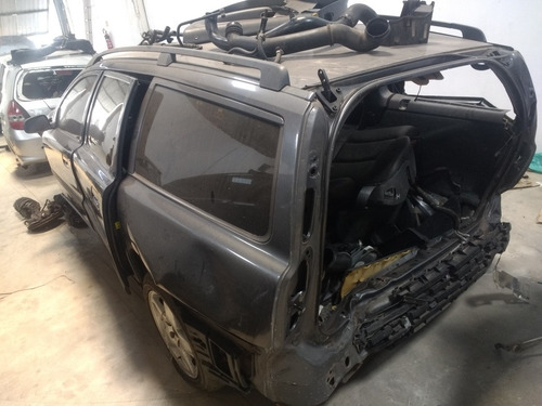 Imagem 3 de 4 de Sucata Volvo V70 2005 - Retirada De Peças