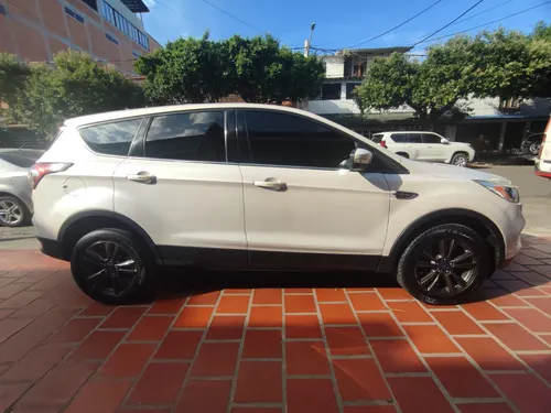 Ford Escape 2.0 Se 245 hp 4x2