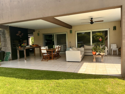 Imagen 5 de 10 de Casa - Bella Vista