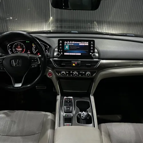 Honda Accord 2.0 Touring At