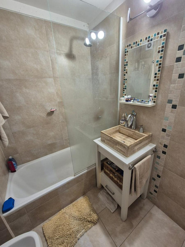 Departamento 2 Ambientes Con Cochera En Banfield Este