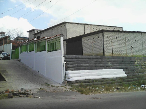 Imagen 17 de 18 de Galpón Nuevo En El Mirador