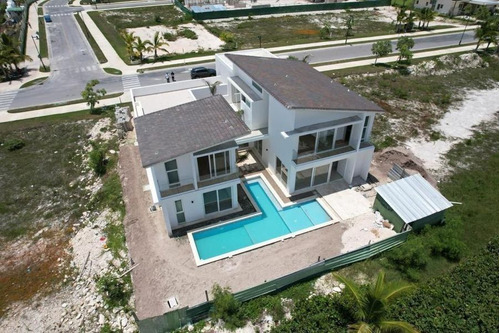 Villa En Venta En Cap Cana, Punta Cana, 4 Habitaciones, List