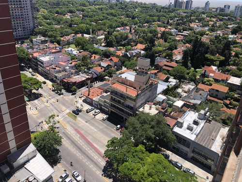 Venta Magnifico Departamento Piso Muy Alto Vista Totalmente Abierta C/ Cochera Doble Y Fija