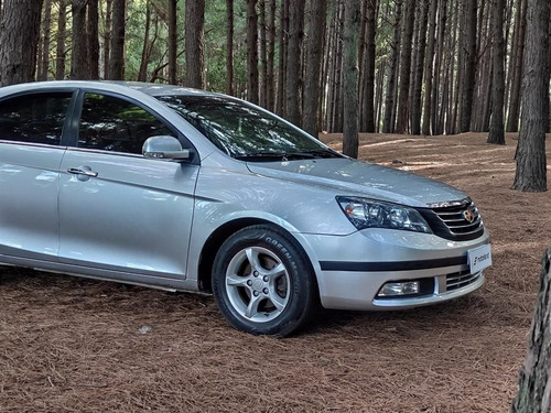 Geely Emgrand Ex7 2015 Impecable! - Permuto / Financio