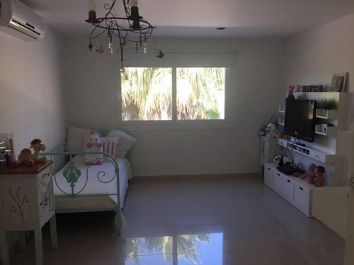 Imagen 18 de 20 de Espectacular Casa En La Pradera