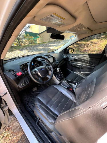 Ford Escape 2.5 Se Plus Mt