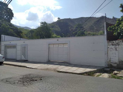 Vendo Casa En Sector La Pedrera Maracay