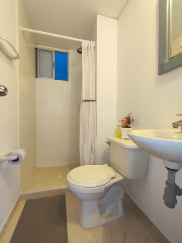 Apartamento En Arriendo En Prados Del Este. Cod A30713
