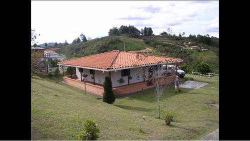 Finca Rionegro, 6000 Metros 