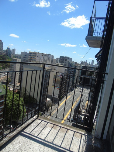 Imagen 8 de 9 de 2 Ambientes En Piso Super Alto Todo Externo Con Balcón - Todo Sol En Belgrano Chico