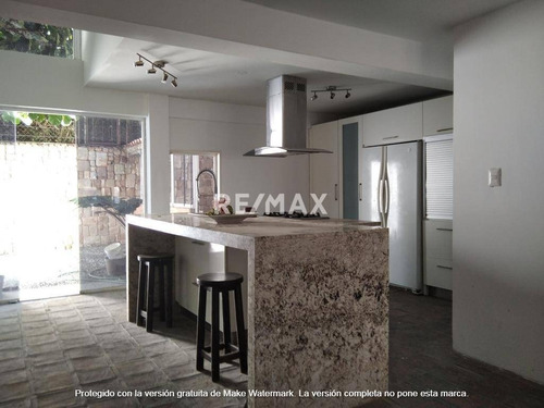 Imagen 4 de 15 de Casa En Venta El Parral Calle Cerrada Con Vigilancia De 3 Niveles. Cód.: 126231. 0414-4841043