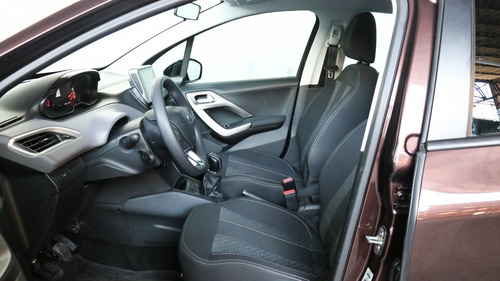 Peugeot 208 1.6 Allure - 127936 - C