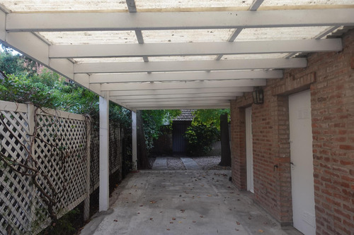 Excelente Casa En Pequeño Y Exclusivo Barrio Cerrado!