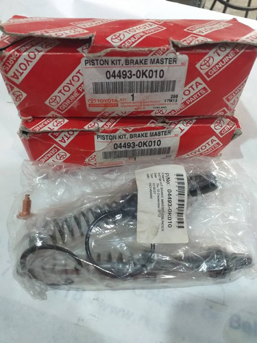 Kit Bomba De Freno Toyota Fortuner Hilux Original