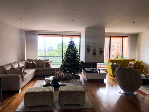 Apartamento En Venta En La Colina Campestre. Cod V2270