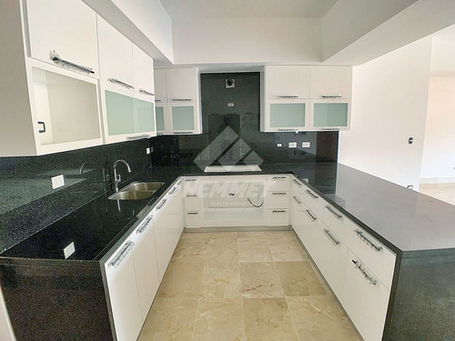 Imagen 5 de 13 de Apartamento Con Psicina En La Esmeralda
