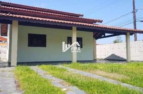 Imagem 2 de 13 de Casa Com Suíte E Churrasqueira Em Itanhaém - Ca026