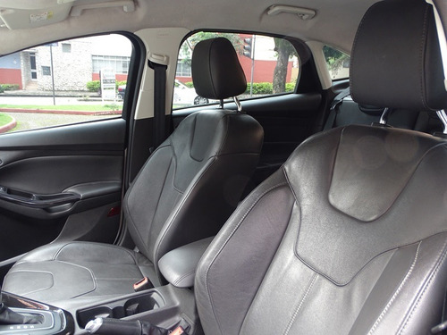 Ford Focus Sedan Titanium 2.0 Aut. 2015/2016