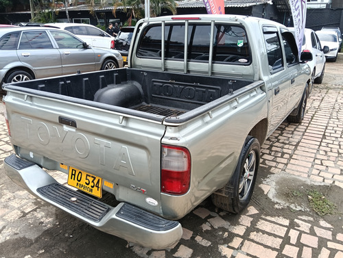 Toyota Hilux 2.4l 4x2
