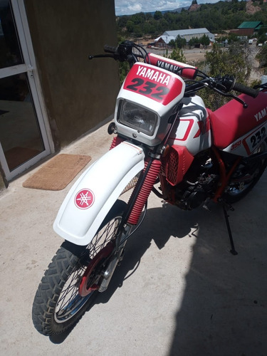 Imagen 4 de 14 de Moto Yamaha Xt 350